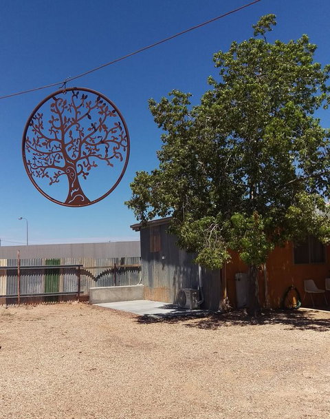 Desert Gum Retreat Gough St - Winery Find 23