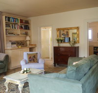 Athelney Cottage Bed and Breakfast - Winery Find