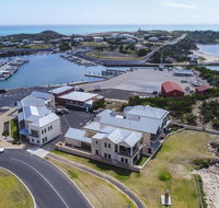 Robe Marina Accommodation - Winery Find