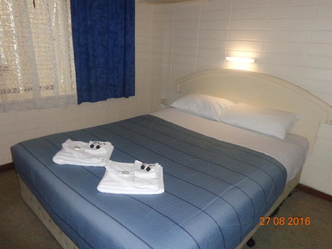 Adelaide Backpackers And Travellers Inn - Winery Find 15