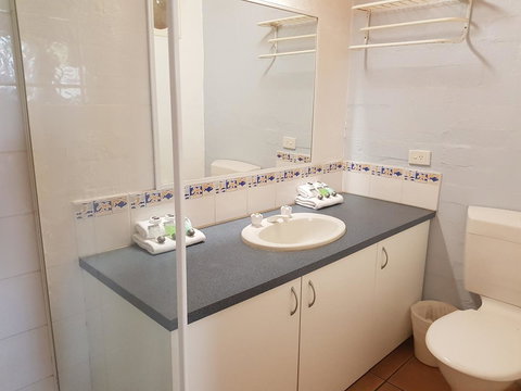 Mandurah Family Resort - Winery Find 15