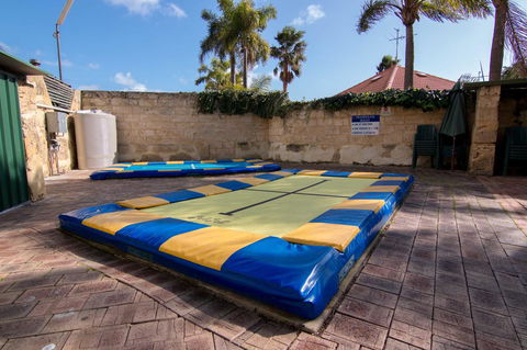 Mandurah Family Resort - Winery Find 28