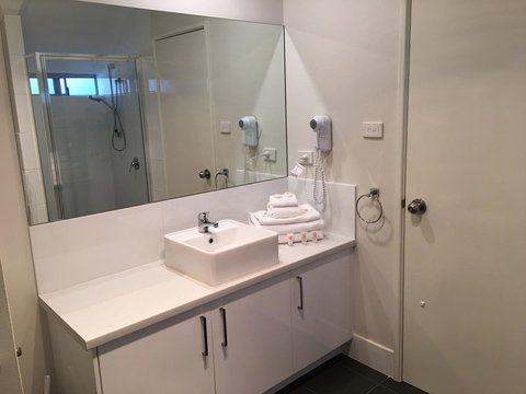 Bayview Geographe Resort Busselton - Winery Find 14