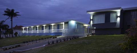 Harbour View Apartments - Winery Find 23