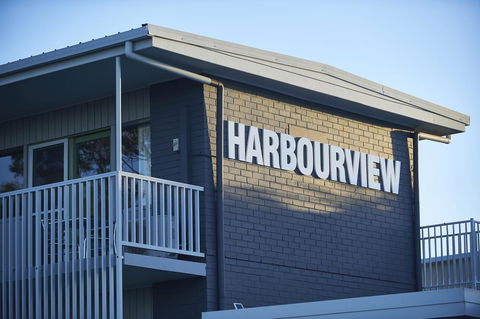 Harbour View Apartments - Winery Find 12