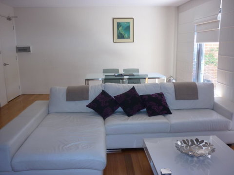 Parklane Apartments - Winery Find 31