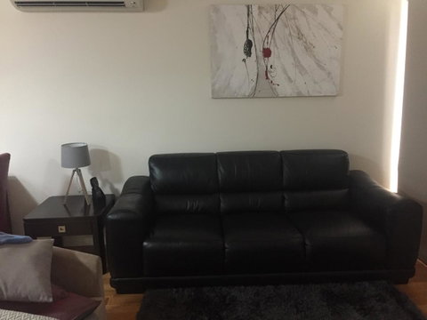 Parklane Apartments - Winery Find 2