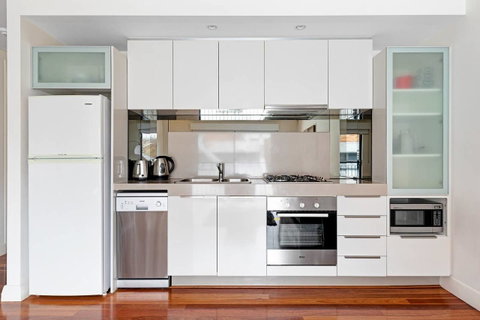 Parklane Apartments - Winery Find 41