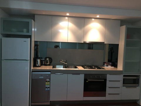 Parklane Apartments - Winery Find 22