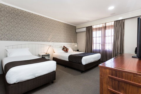Country Comfort Amity Motel - Winery Find 40