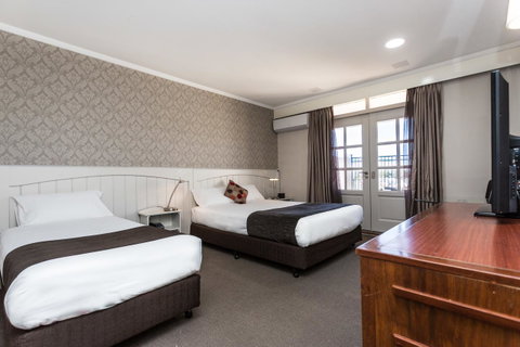 Country Comfort Amity Motel - Winery Find 38