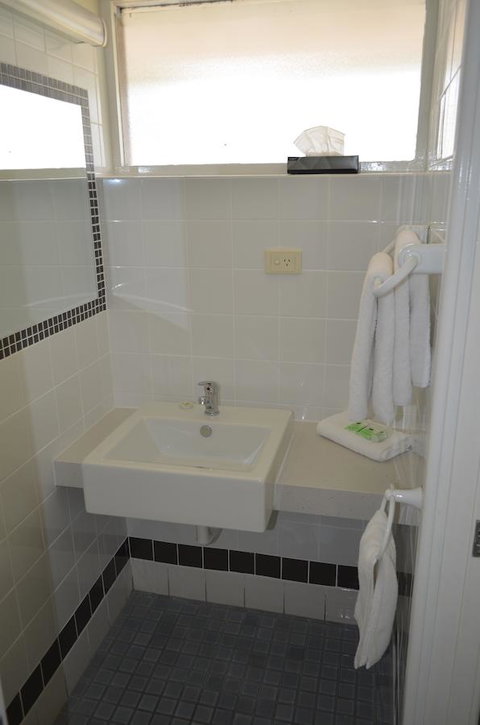 Country Comfort Amity Motel - Winery Find 10