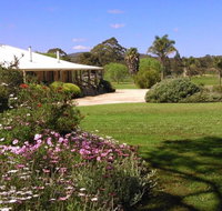 Rayanne Homestead - Winery Find