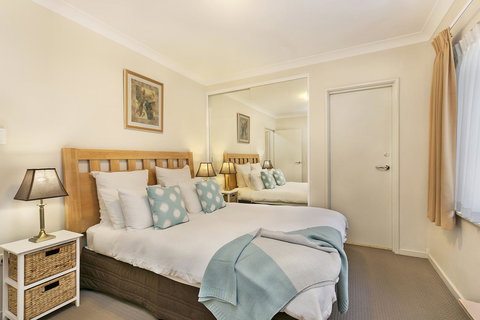 Perth Short Stays - Winery Find 2