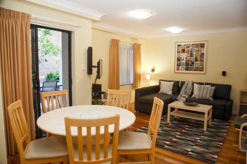 Perth Short Stays - Winery Find 13