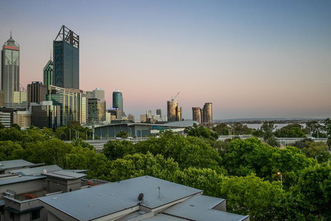 Perth Short Stays - Winery Find 4