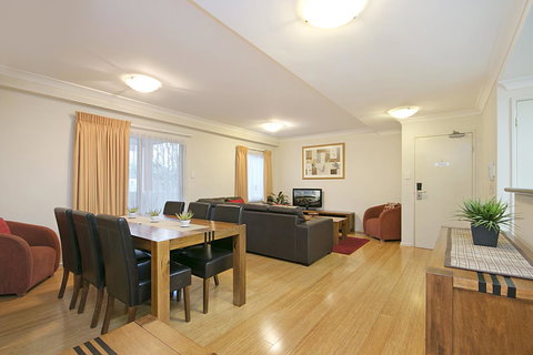 Perth Short Stays - Winery Find 39