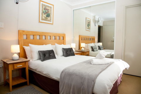 Perth Short Stays - Winery Find 20