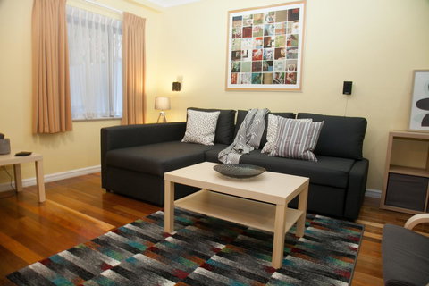 Perth Short Stays - Winery Find 15