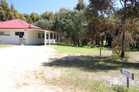Sapphire Chalets, Augusta - Winery Find 2