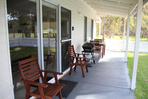 Sapphire Chalets, Augusta - Winery Find 8