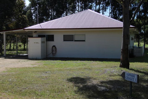 Sapphire Chalets, Augusta - Winery Find 3
