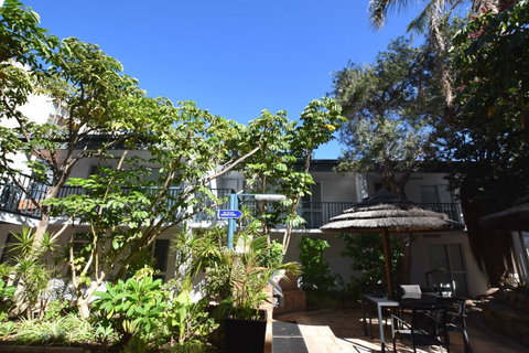 West Beach Lagoon 220 Stylish And Cozy - Winery Find 22