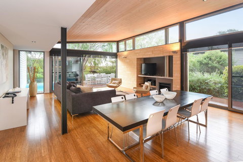 Aqua Resort Busselton - Winery Find 1