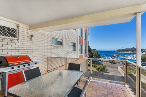 Laman Lodge, Unit 2, 15 Laman Street - Winery Find 12