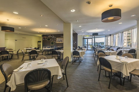 Comfort Inn & Suites Goodearth Perth - Winery Find 11