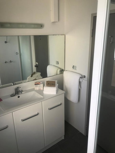 Comfort Inn & Suites Goodearth Perth - Winery Find 2