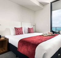 Ramada by Wyndham VetroBlu Scarborough Beach - Winery Find