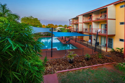 The Continental Hotel - Winery Find 25