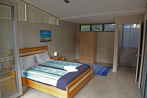 Crescent Head Spa Villa - Winery Find 4
