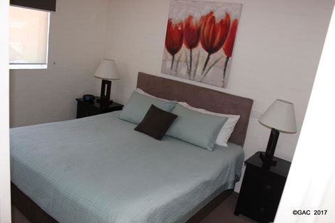 Mollymook Cove Apartments - Winery Find 25