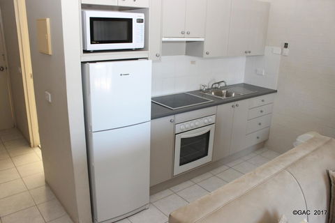 Mollymook Cove Apartments - Winery Find 11