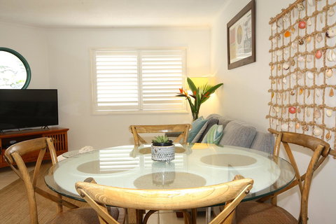 Cossies By The Sea - Winery Find 2