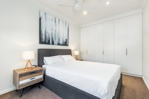 Kensington Self-Contained Modern House (89BROM) - Winery Find 13
