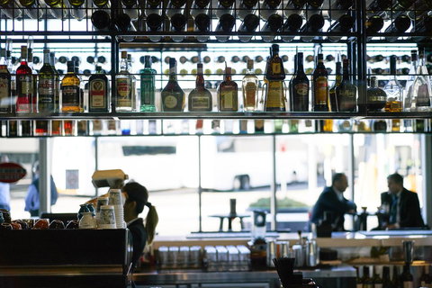 Rydges Sydney Airport Hotel - Winery Find 13