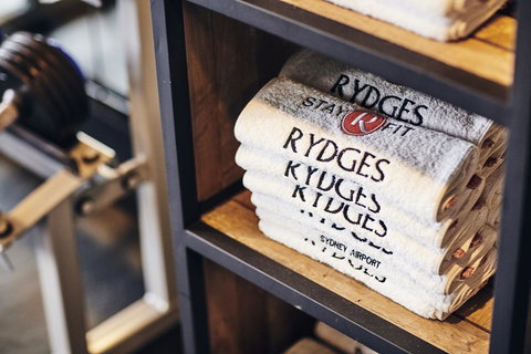 Rydges Sydney Airport Hotel - Winery Find 35