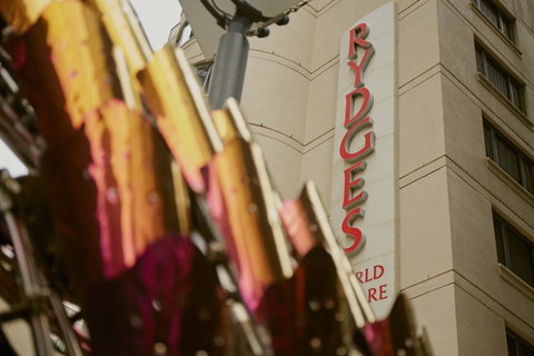 Rydges World Square - Winery Find 37