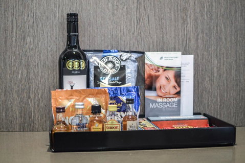 Rydges World Square - Winery Find 16