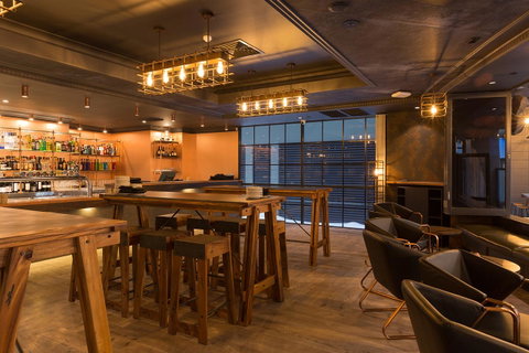 Rydges World Square - Winery Find 25