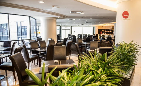 Rydges World Square - Winery Find 31