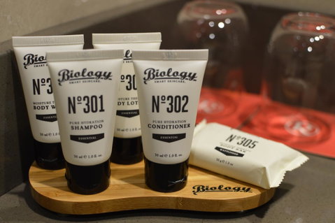 Rydges World Square - Winery Find 19