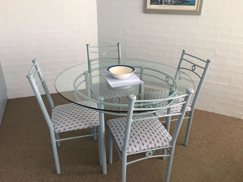 Breakers Apartments - Winery Find 10