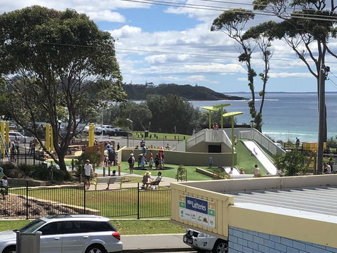 Breakers Apartments - Winery Find 7