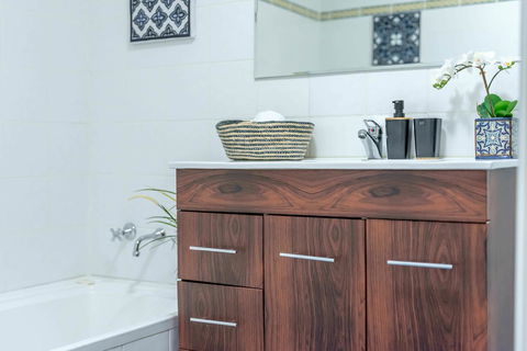 Apartments In Pyrmont - Winery Find 33