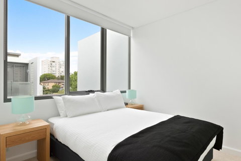 Wyndel Apartments Neutral Bay - Military - Winery Find 9
