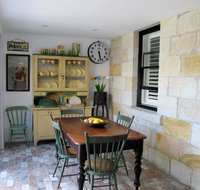 Apple Tree Cottage - Winery Find